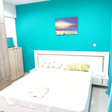 Fabulous Apartment In The Center Of Alexandroupolis エクステリア 写真