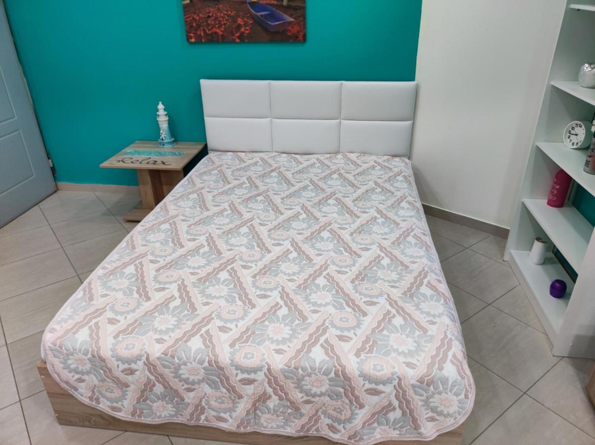Fabulous Apartment In The Center Of Alexandroupolis エクステリア 写真